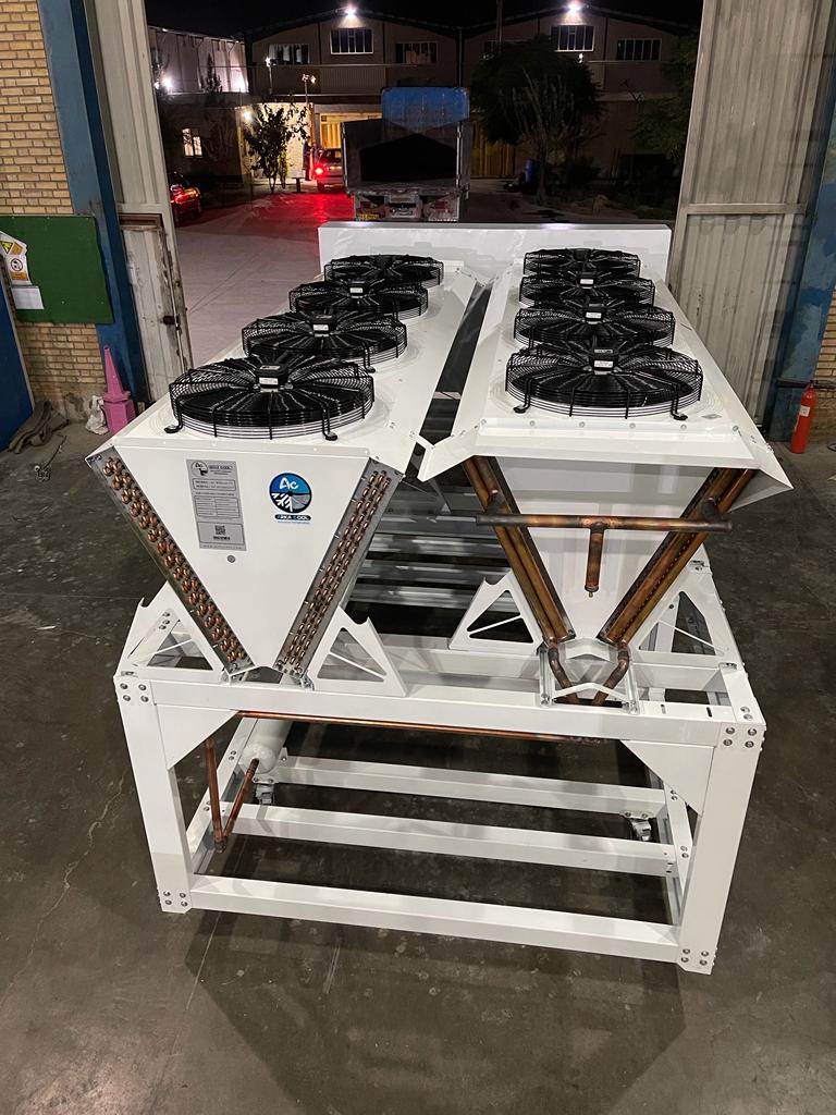  کندانسورهای وی جهت ضریب حرارتی بالاتر و کیلووات حرارت بیشتر و بهینه سازی مصرف انرژی یکی دیگر از محصولات مورد استفاده شرکت در پروژه های خاص میباشند